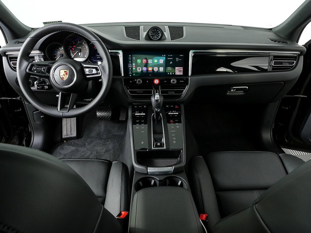 New 2026 Porsche Macan image 20