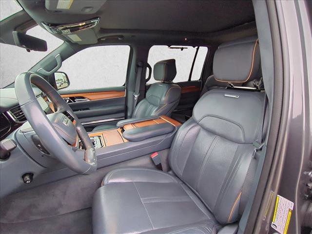 Used 2022 Jeep Grand Wagoneer Series II image 13