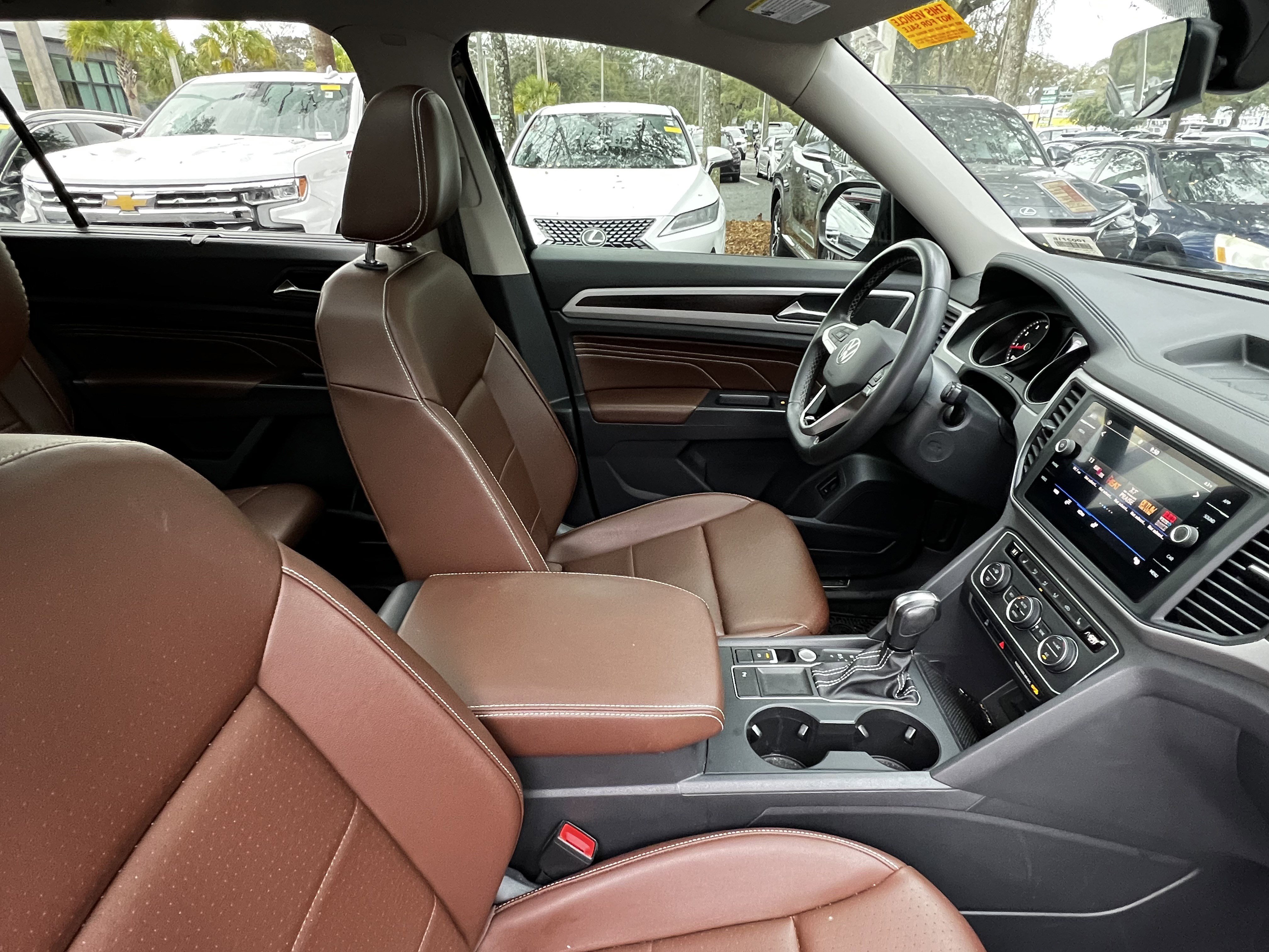 Used 2021 Volkswagen Atlas SE w/ Panoramic Sunroof Package image 46