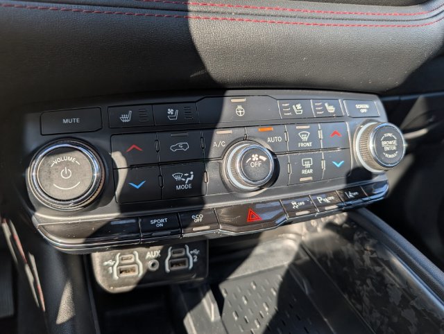 Used 2025 Dodge Durango R/T AWD/4WD image 26