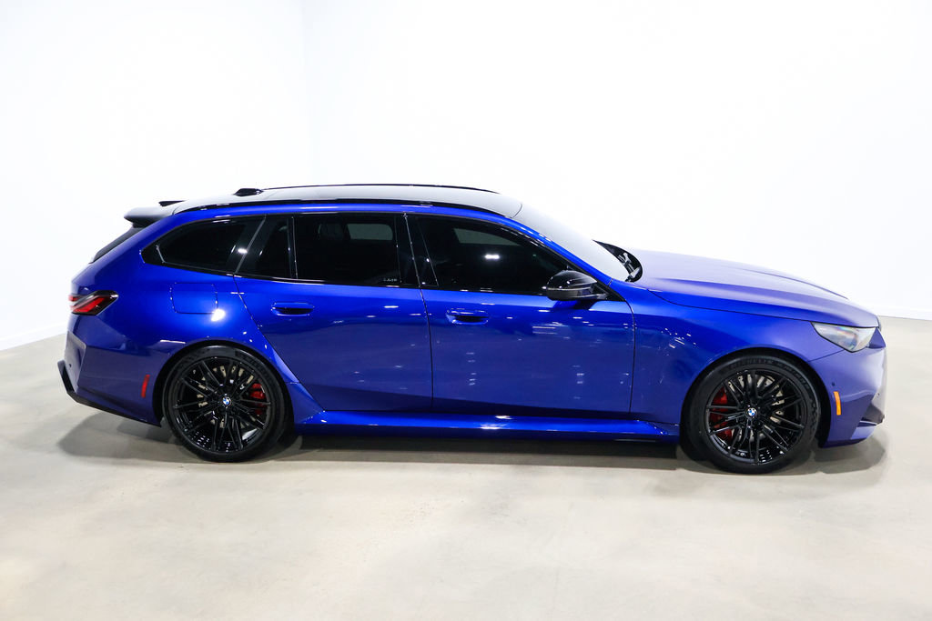 Used 2025 BMW M5 Touring image 87