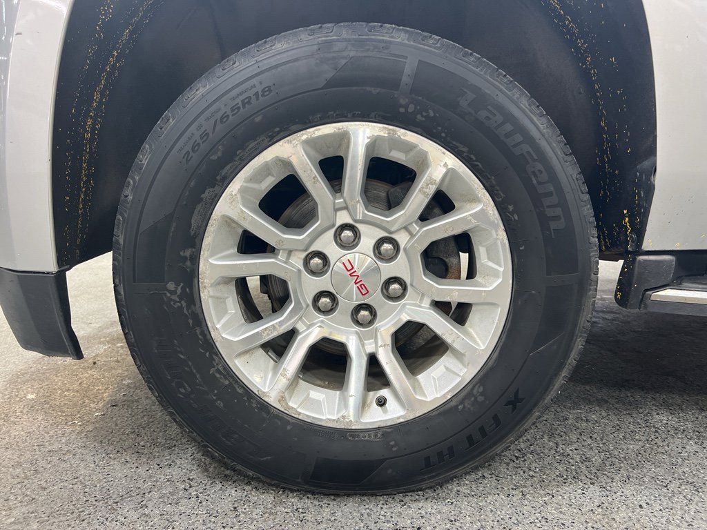 Certified 2018 GMC Yukon SLT w/ Open Road Package image 38