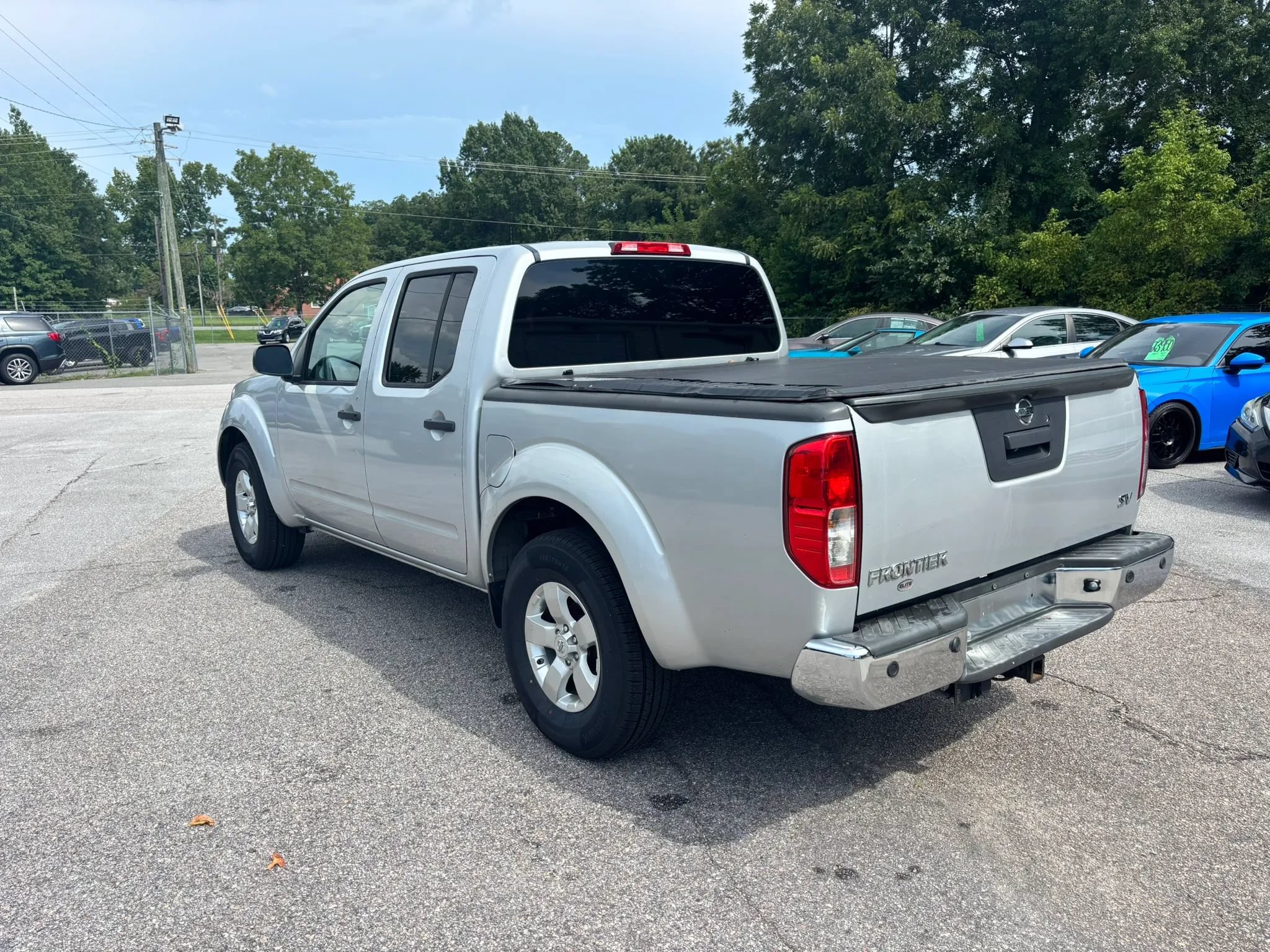 Used 2013 Nissan Frontier SV w/ SV Value Truck Pkg RWD image 7