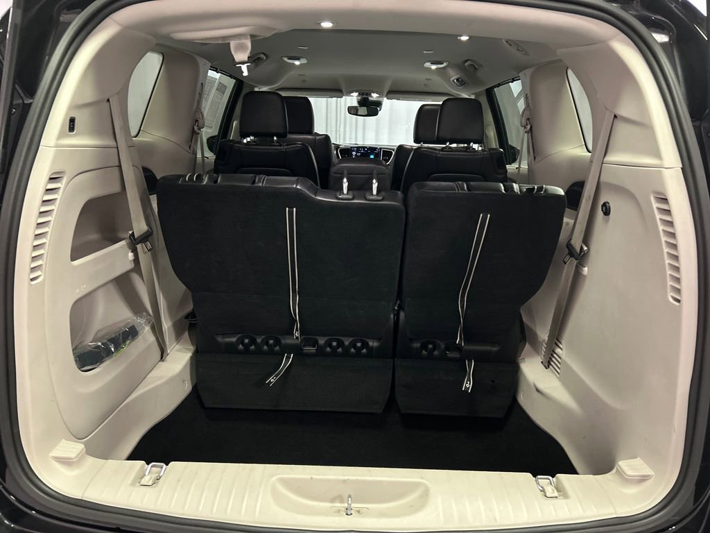 Used 2024 Chrysler Pacifica Touring-L FWD image 25
