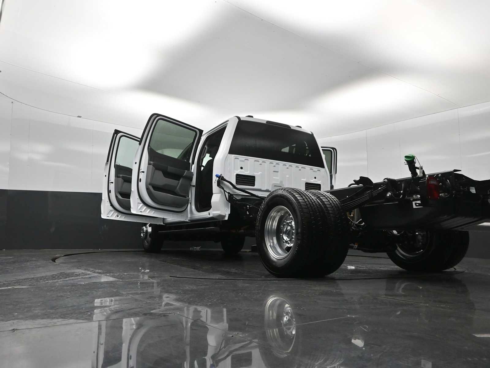 New 2026 Ford F350 XLT AWD/4WD image 38