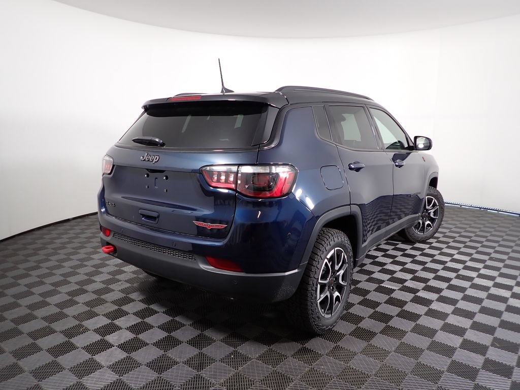 New 2026 Jeep Compass Trailhawk AWD/4WD image 18