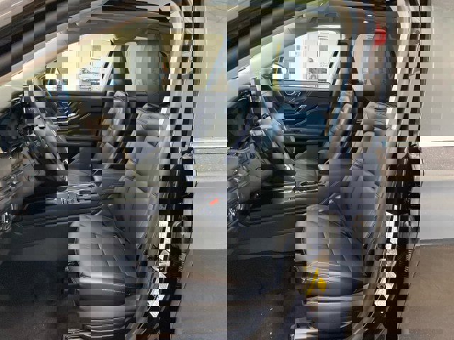 New 2024 Lincoln Corsair Grand Touring w/ Equipment Group 301A image 17