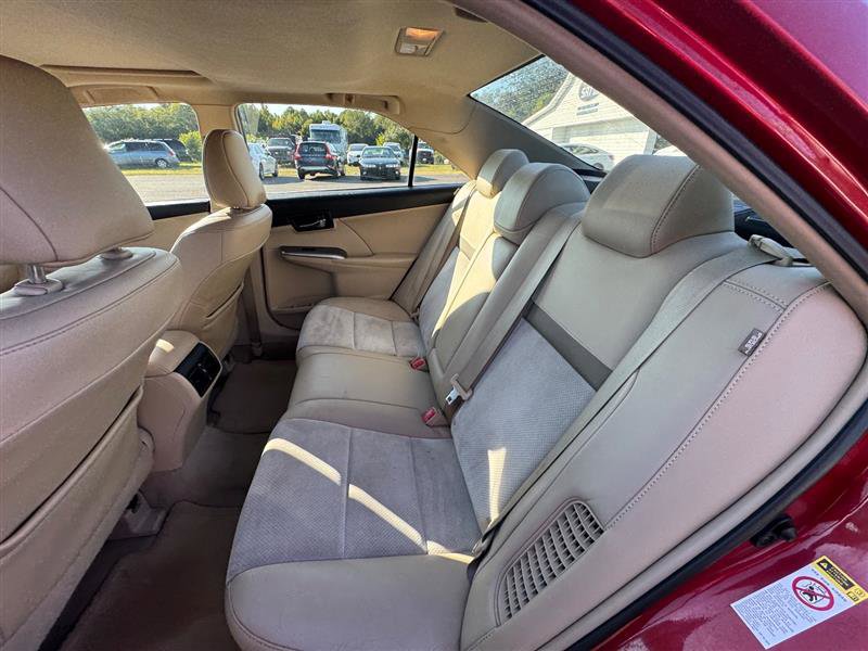 Used 2012 Toyota Camry XLE image 34