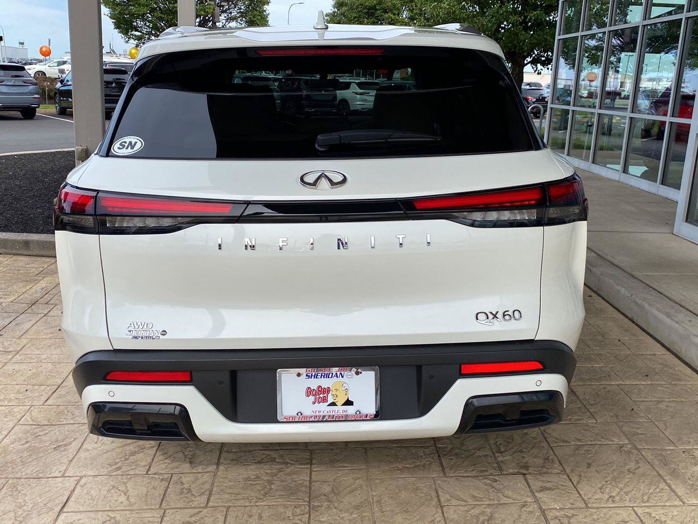 Used 2024 INFINITI QX60 Luxe AWD/4WD image 7