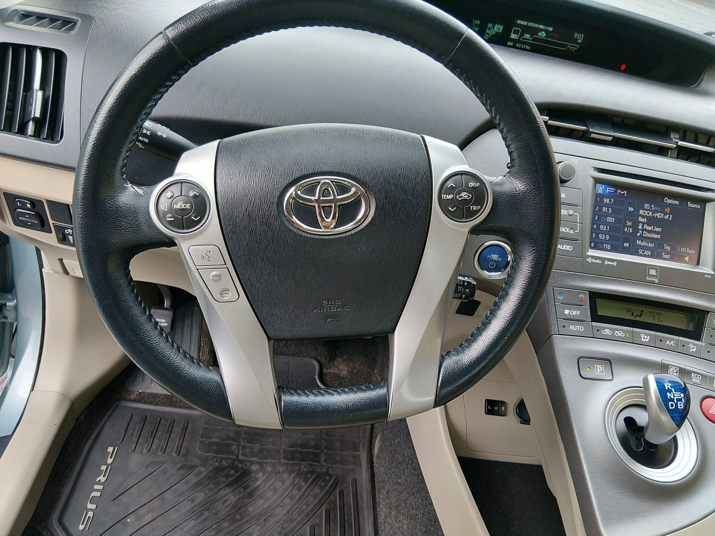 Used 2013 Toyota Prius Four FWD image 31