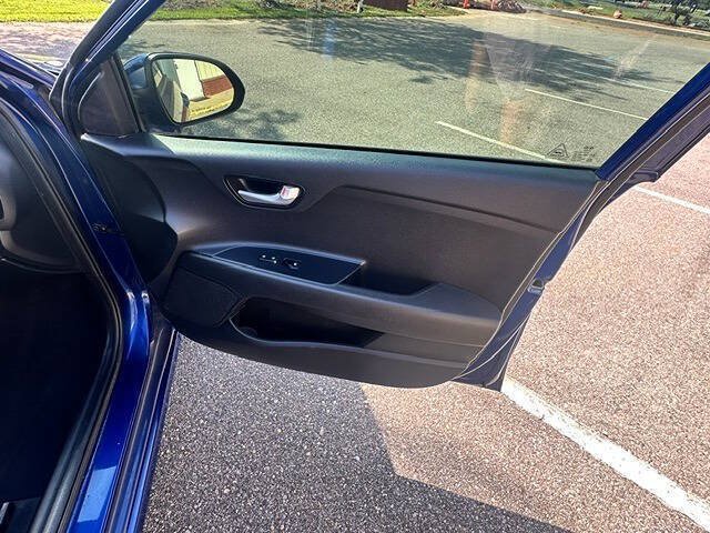 Used 2019 Kia Rio S FWD image 15
