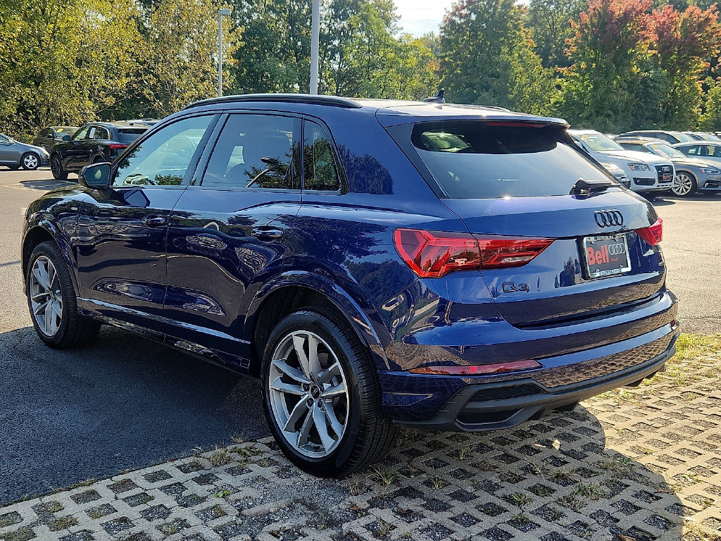 Certified 2025 Audi Q3 2.0T Premium w/ Convenience Package AWD/4WD image 10