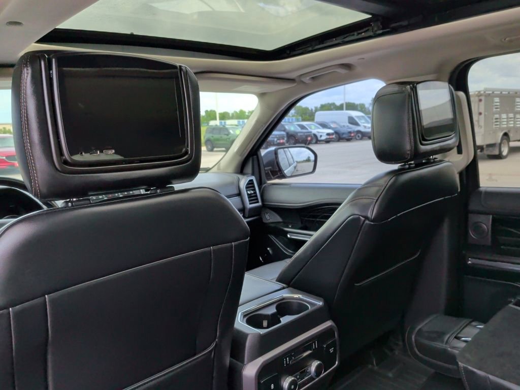 Used 2019 Ford Expedition Platinum image 47