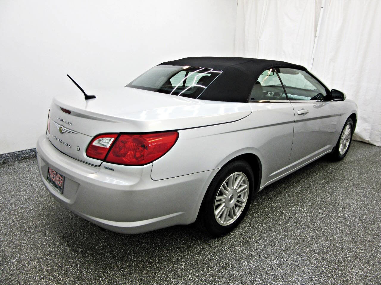 Used 2009 Chrysler Sebring Touring image 6