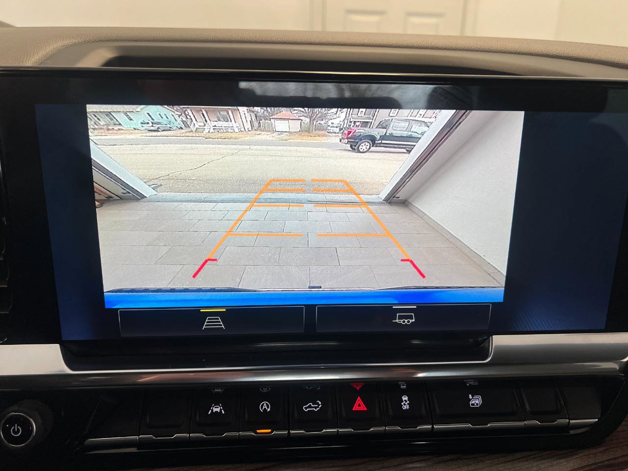 Used 2025 Chevrolet Silverado 1500 LT image 52