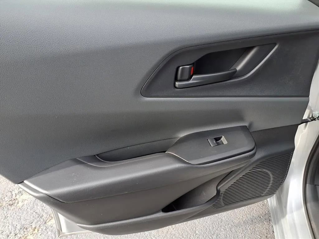 Used 2024 Toyota Prius LE image 20