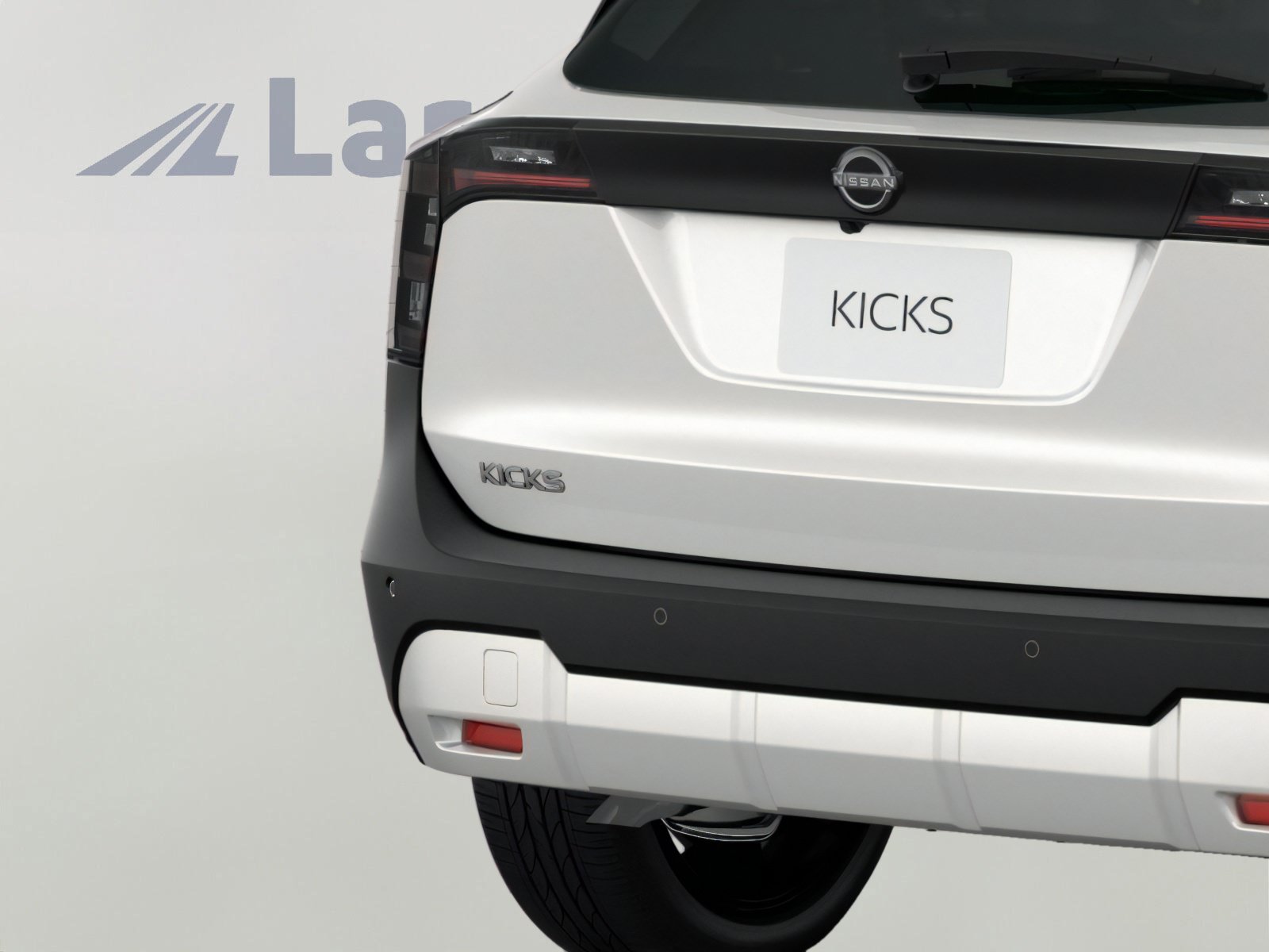New 2026 Nissan Kicks SR w/ SR Premium Package FWD image 14