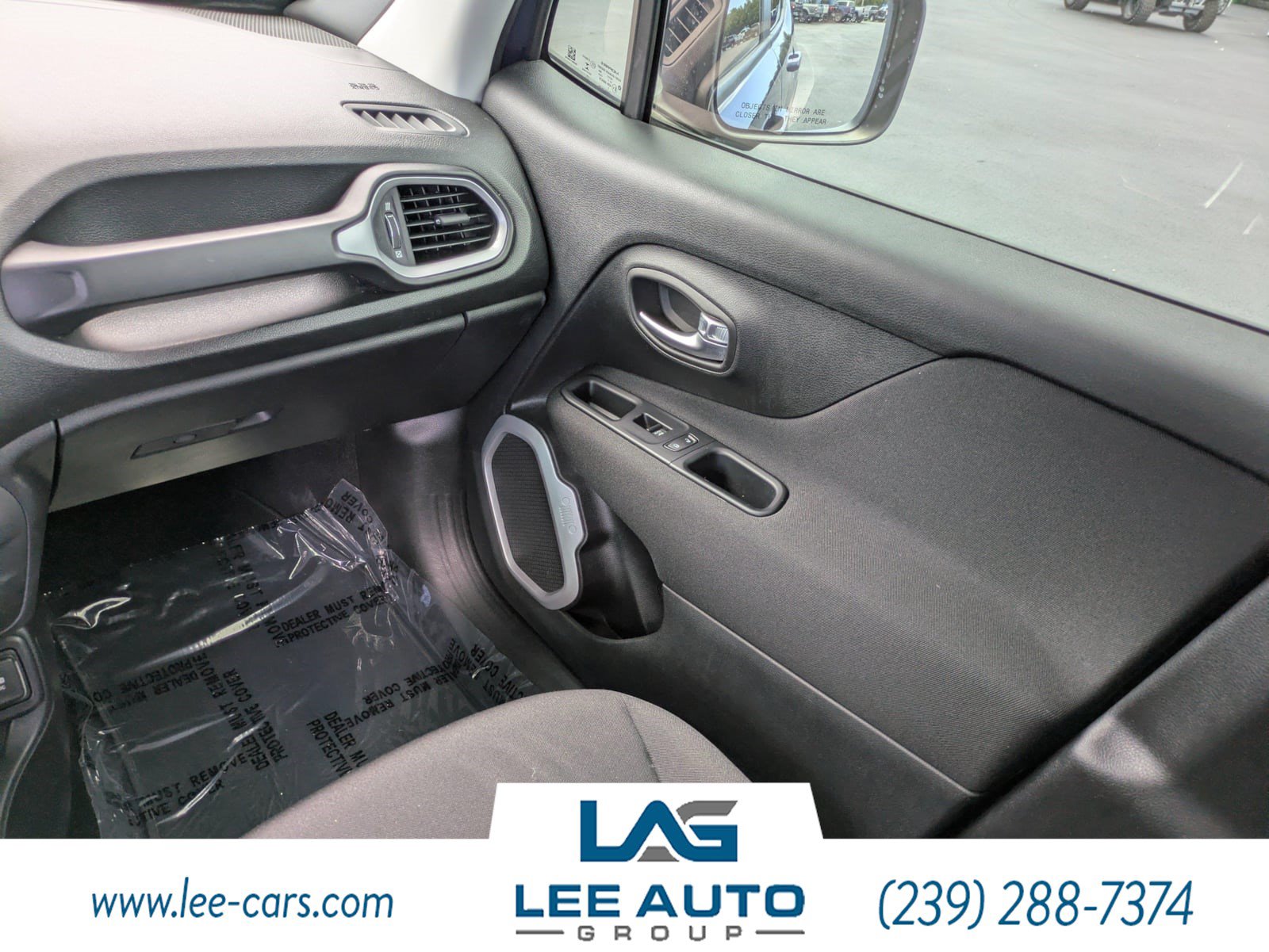 Used 2019 Jeep Renegade Latitude FWD image 15