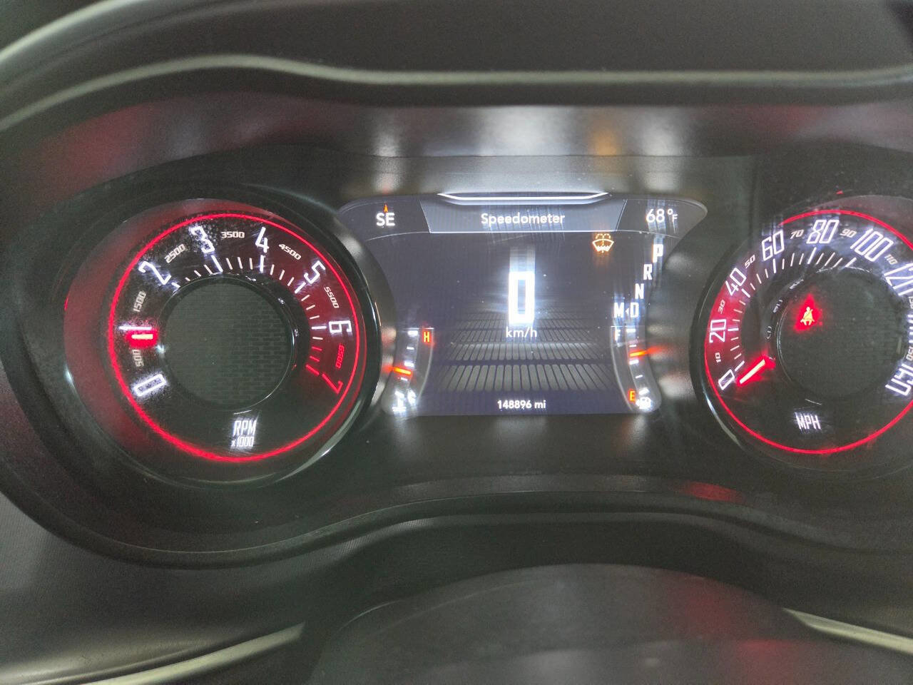 Used 2019 Dodge Challenger SXT w/ Driver Convenience Group AWD/4WD image 32