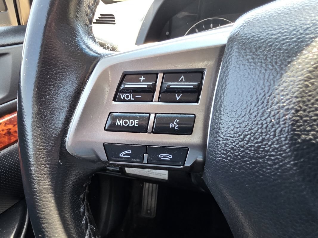Used 2012 Subaru Outback 3.6R Limited w/ Moonroof Pkg AWD/4WD image 29