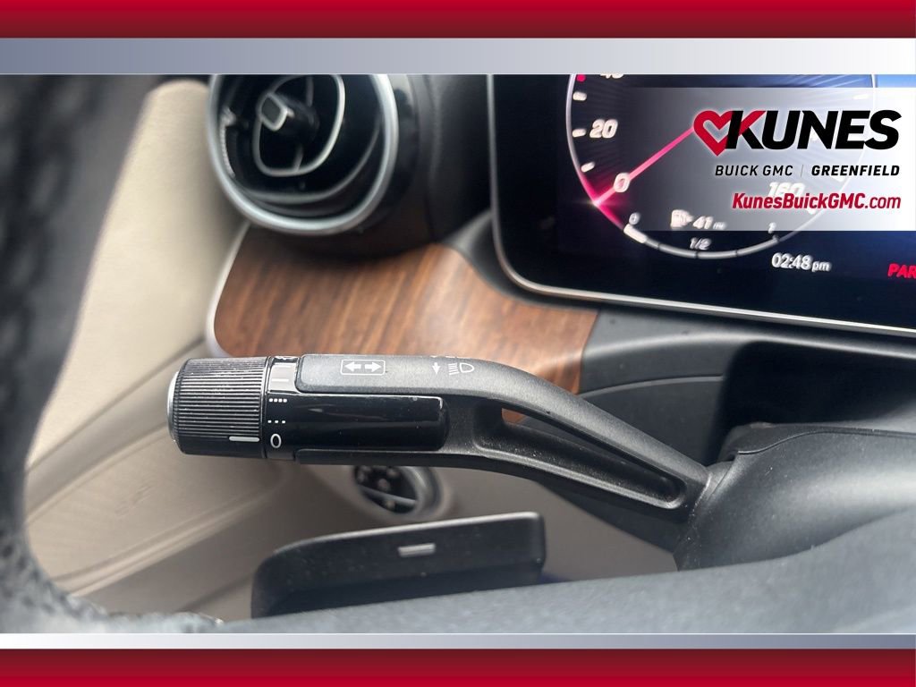 Used 2023 Mercedes-Benz C 300 4MATIC Sedan image 23