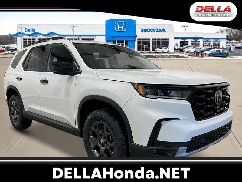 New 2025 Honda Pilot TrailSport