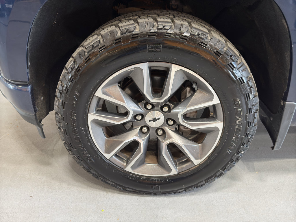 Used 2019 Chevrolet Silverado 1500 RST w/ All-Star Edition AWD/4WD image 9
