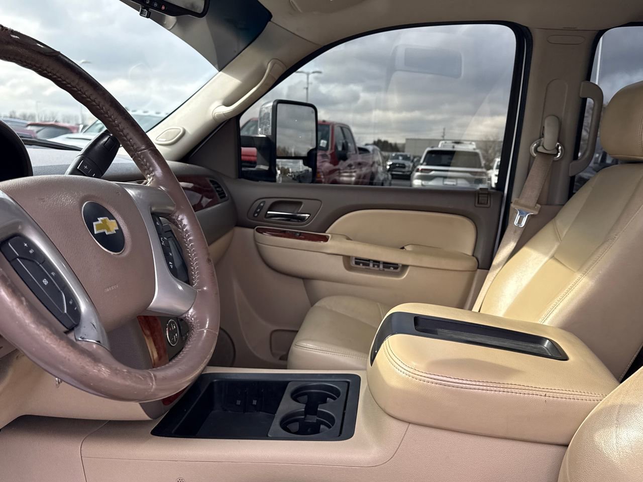 Used 2013 Chevrolet Silverado 2500 LTZ w/ LTZ Plus Package image 14