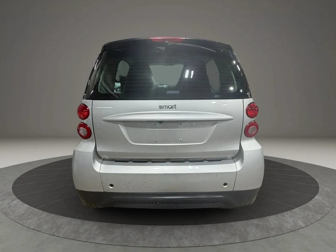 Used 2015 smart fortwo pure RWD image 6