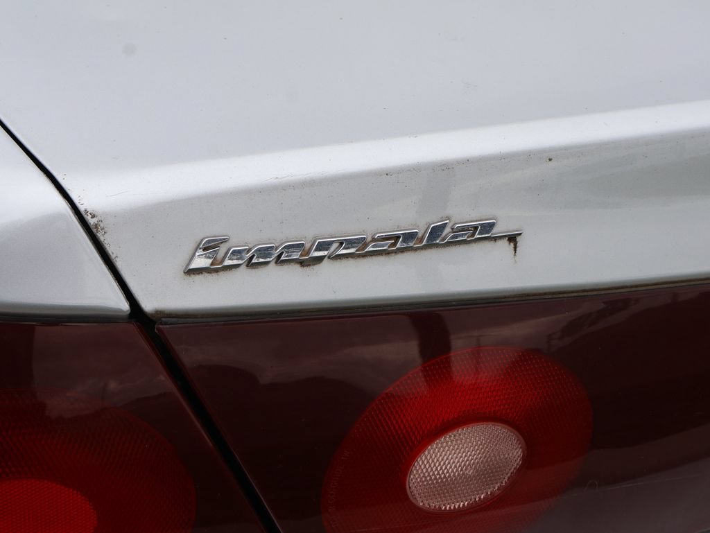 Used 2003 Chevrolet Impala FWD image 15