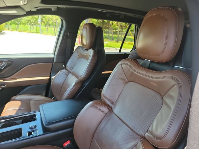 Certified 2020 Lincoln Aviator Reserve w/ Equipment Group 202A AWD/4WD image 10