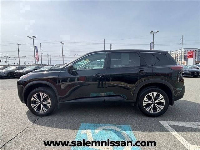 Certified 2023 Nissan Rogue SV image 4
