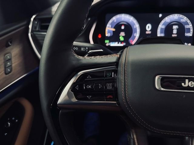 New 2025 Jeep Grand Cherokee Summit w/ Adv Protech Group IV image 26