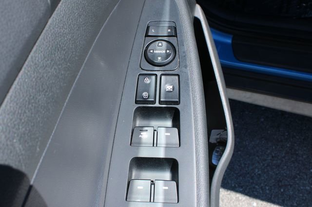 Used 2017 Hyundai Tucson SE Plus AWD/4WD image 11