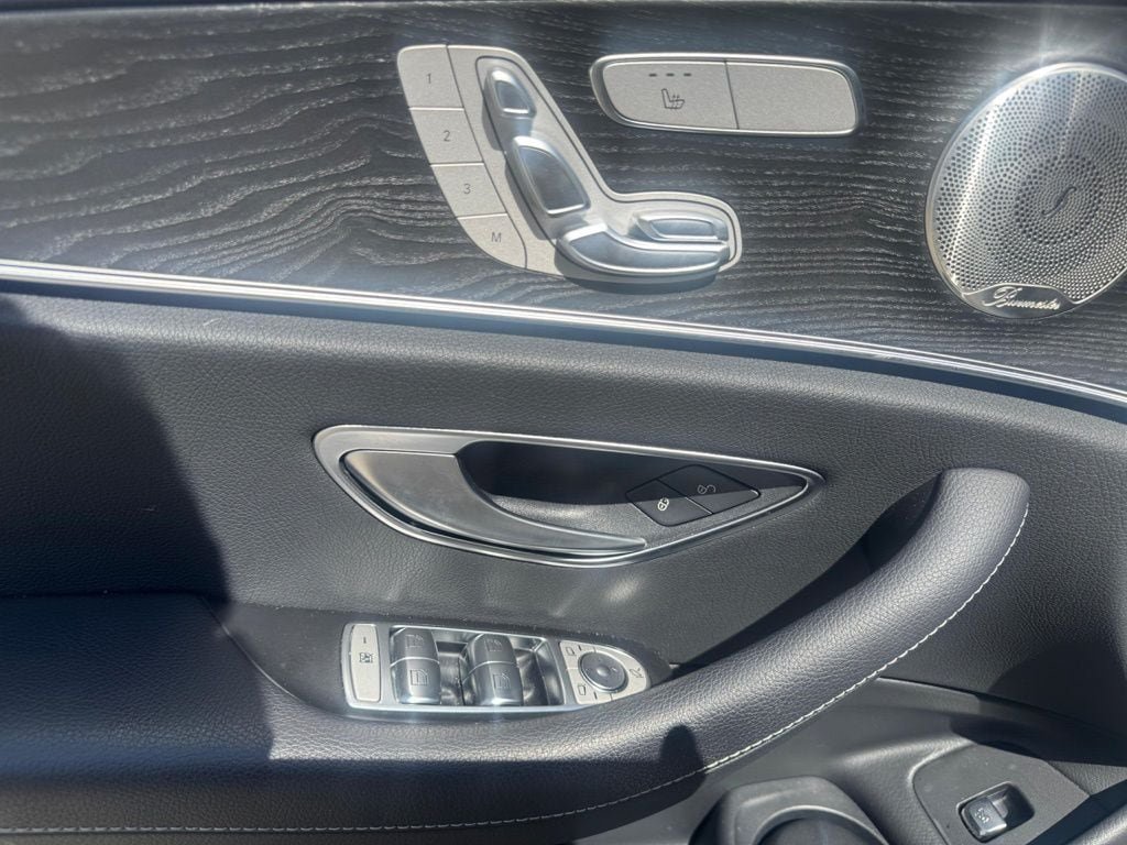 Used 2023 Mercedes-Benz E 350 4MATIC Sedan image 13