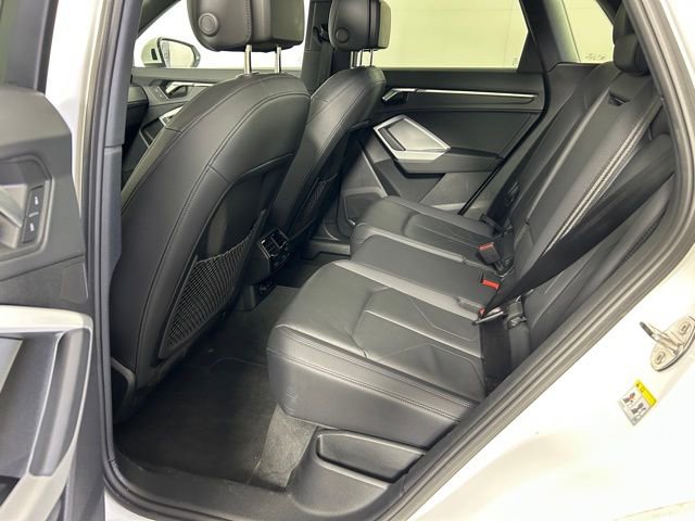 Used 2025 Audi Q3 2.0T Premium AWD/4WD image 17