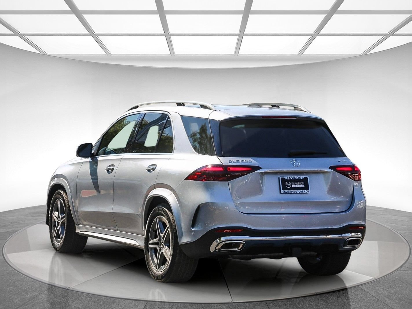 Used 2025 Mercedes-Benz GLE 580 4MATIC image 3
