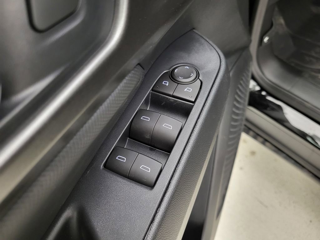 New 2026 Chevrolet Equinox EV LT image 25