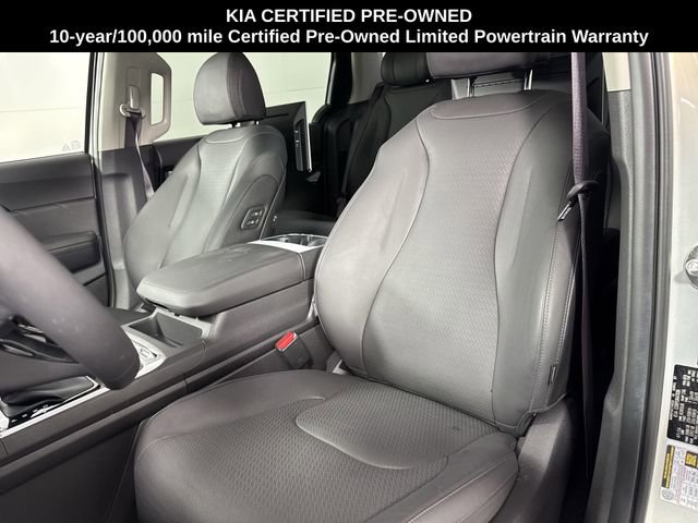 Certified 2025 Kia Carnival SX Prestige image 18
