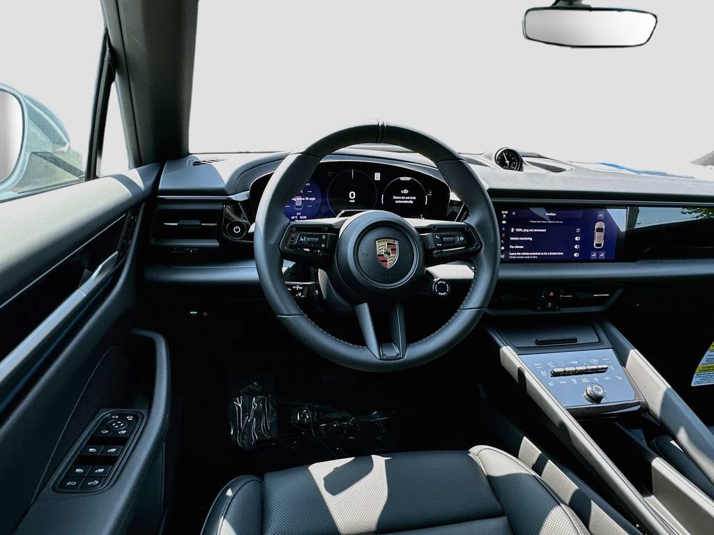 New 2026 Porsche Macan 4 Electric AWD/4WD image 25