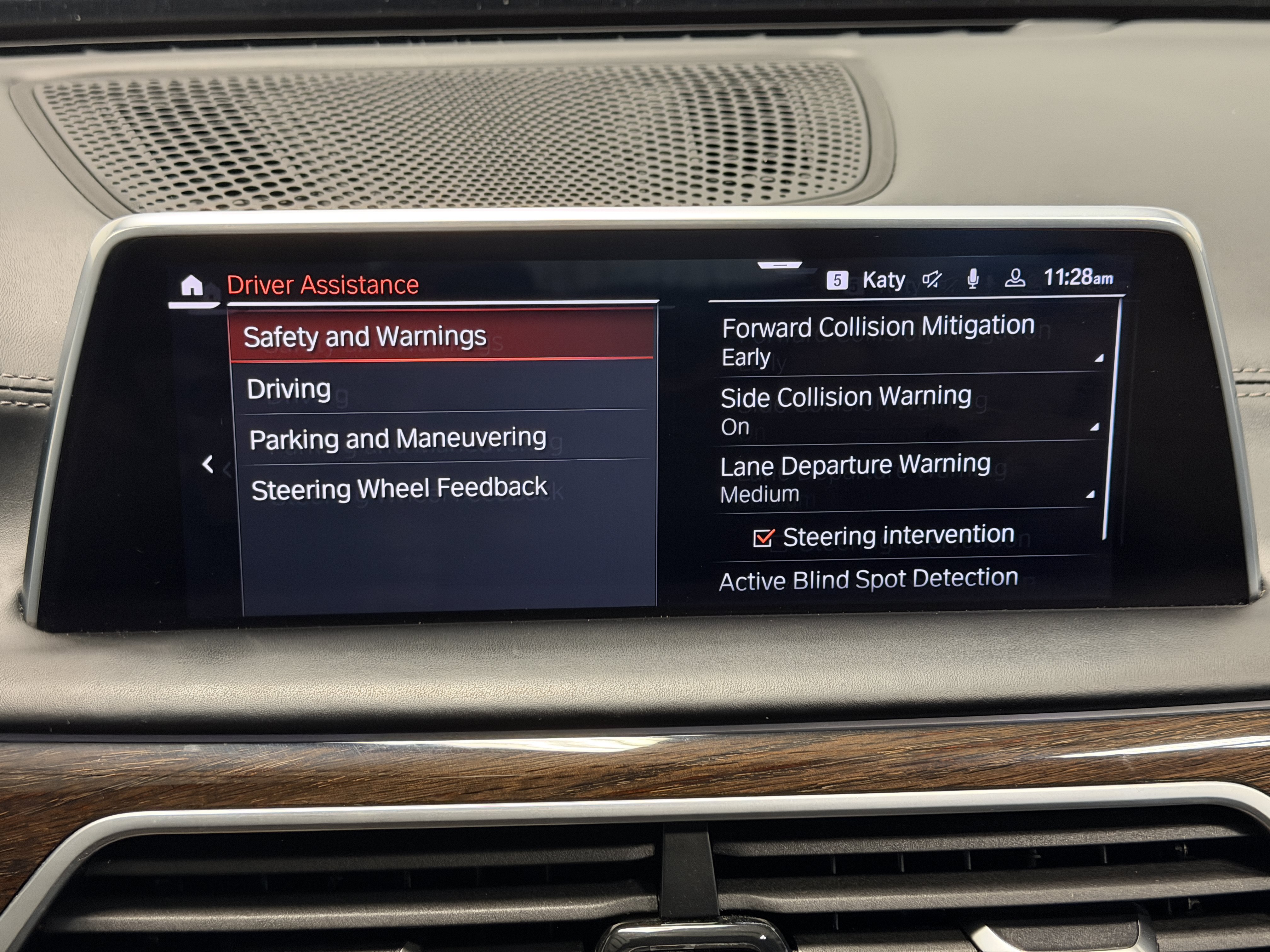 Used 2020 BMW 750i xDrive w/ Executive Package AWD/4WD image 8