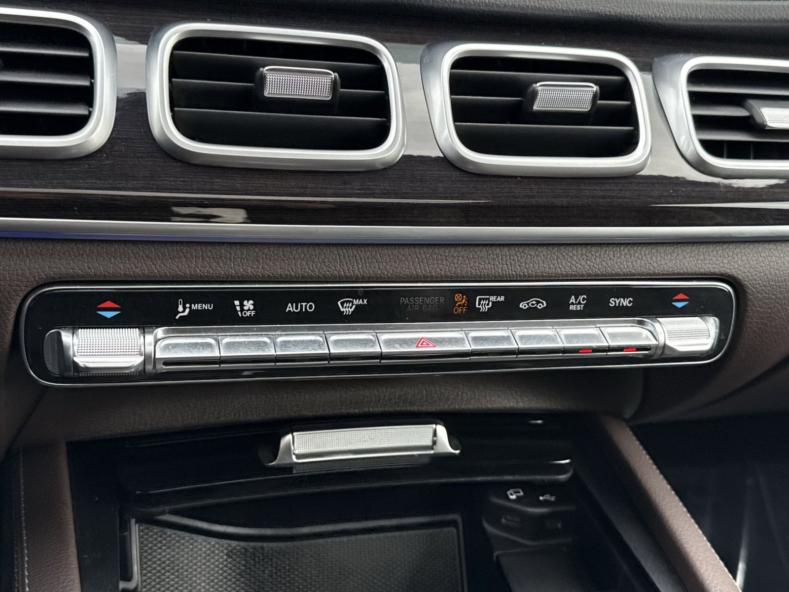 Used 2022 Mercedes-Benz GLE 450 4MATIC image 21