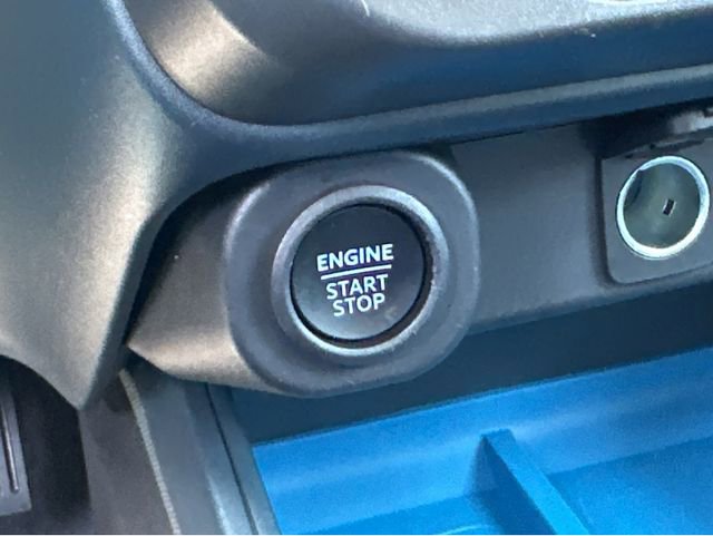 Used 2025 Ford Maverick XLT w/ Equipment Group 302A AWD/4WD image 26