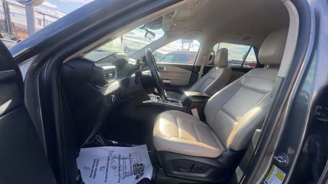 Used 2023 Ford Explorer XLT w/ Equipment Group 202A image 20