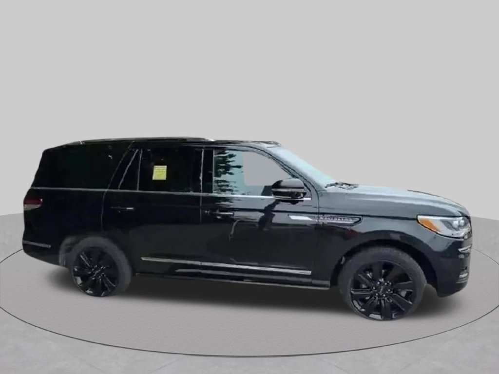 Used 2023 Lincoln Navigator Reserve AWD/4WD image 60