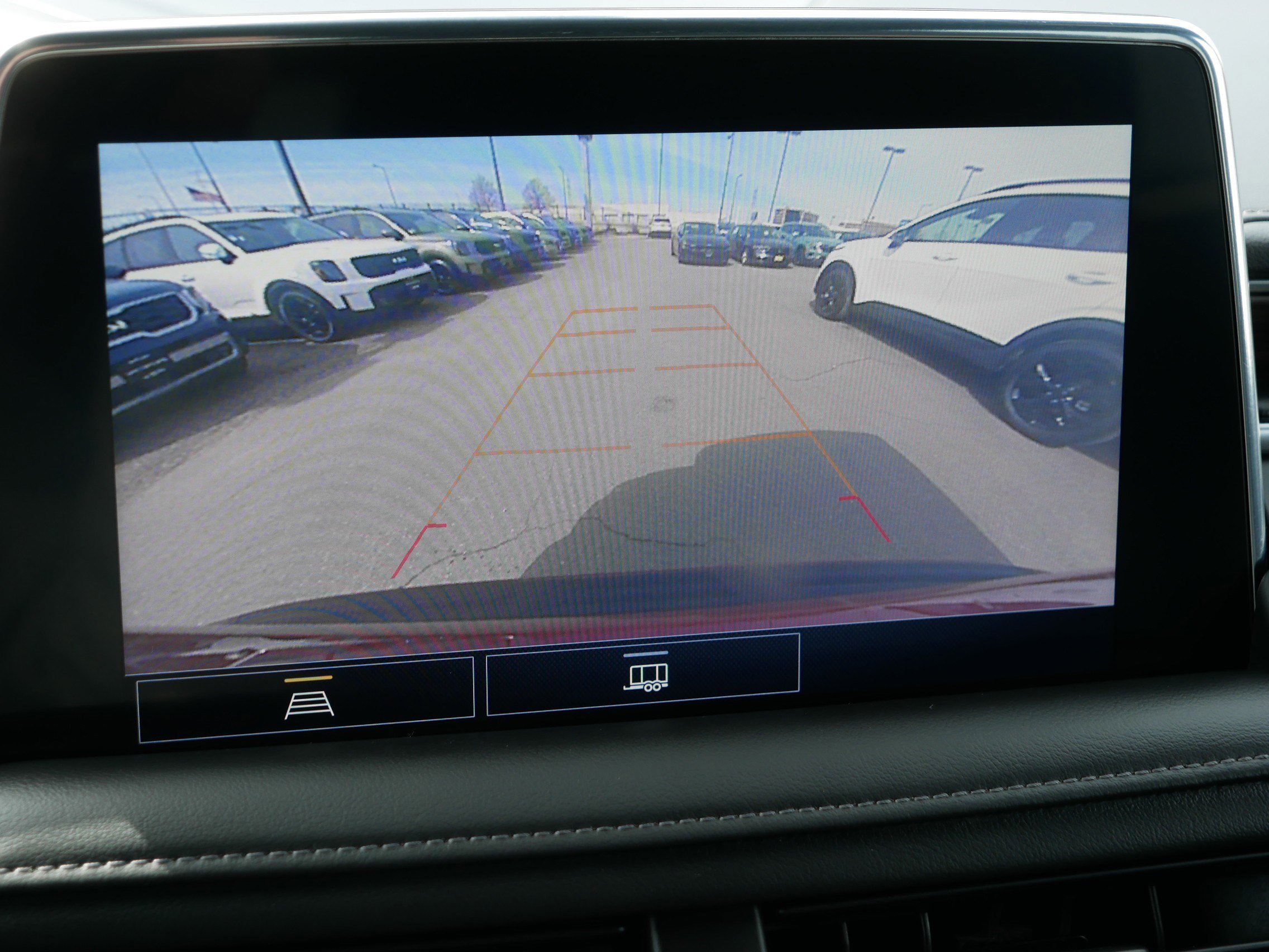 Used 2021 Chevrolet Suburban LT AWD/4WD image 27