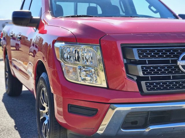 Certified 2023 Nissan Titan SV image 9
