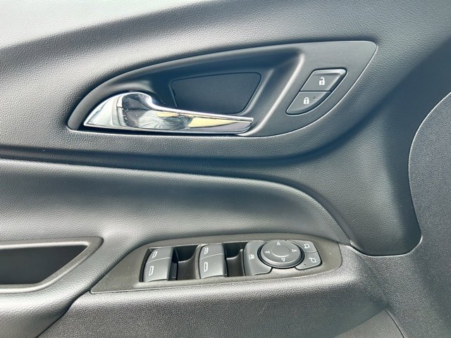 Used 2024 Chevrolet Equinox LT image 17