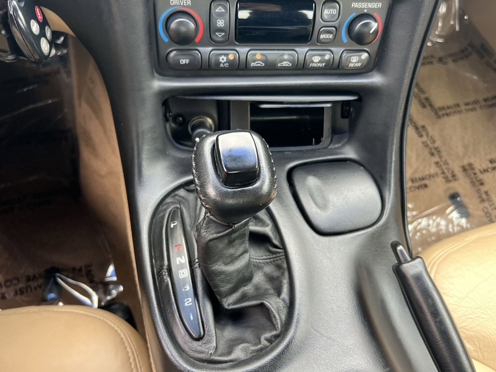 Used 2000 Chevrolet Corvette Coupe w/ Roof Pkg image 20