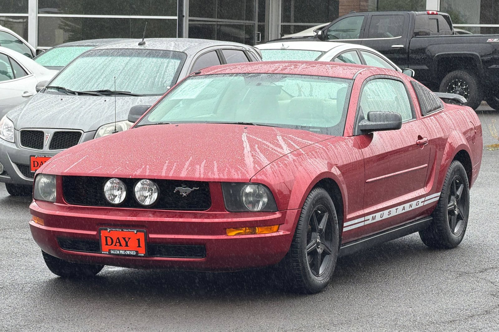 Used 2005 Ford Mustang Premium RWD image 10